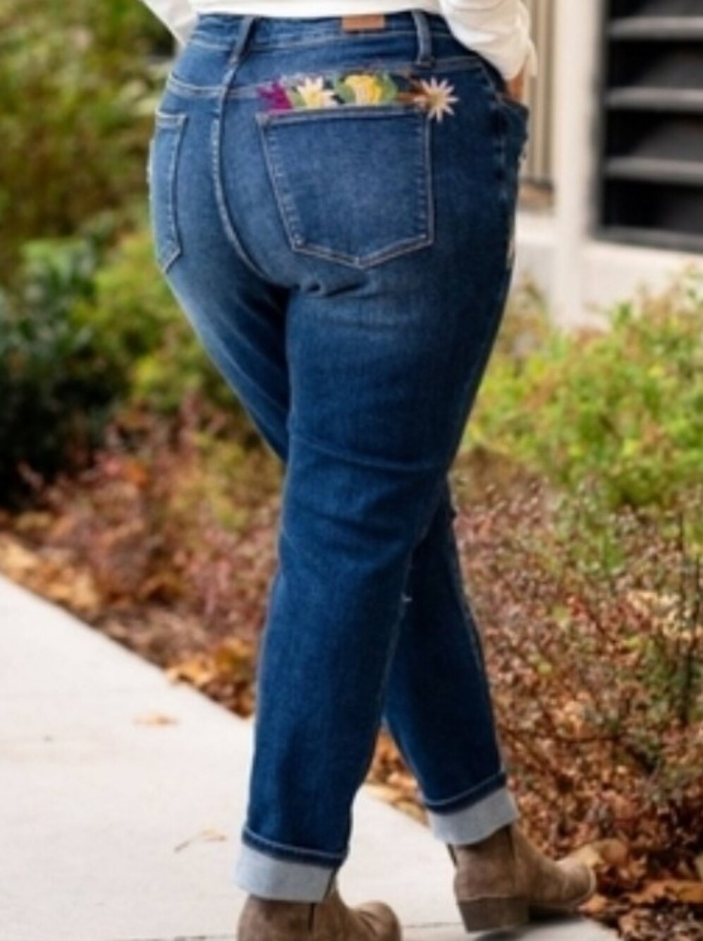 Judy Blue Floral Embroidered Distressed High Waist Boyfriend Jeans, Sz 9/29